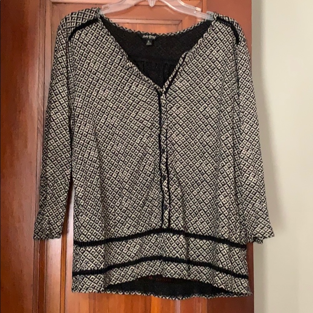 Lucky Brand top